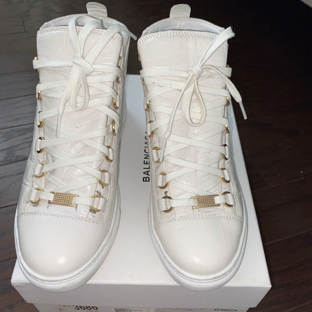 Balenciaga tennis shoes